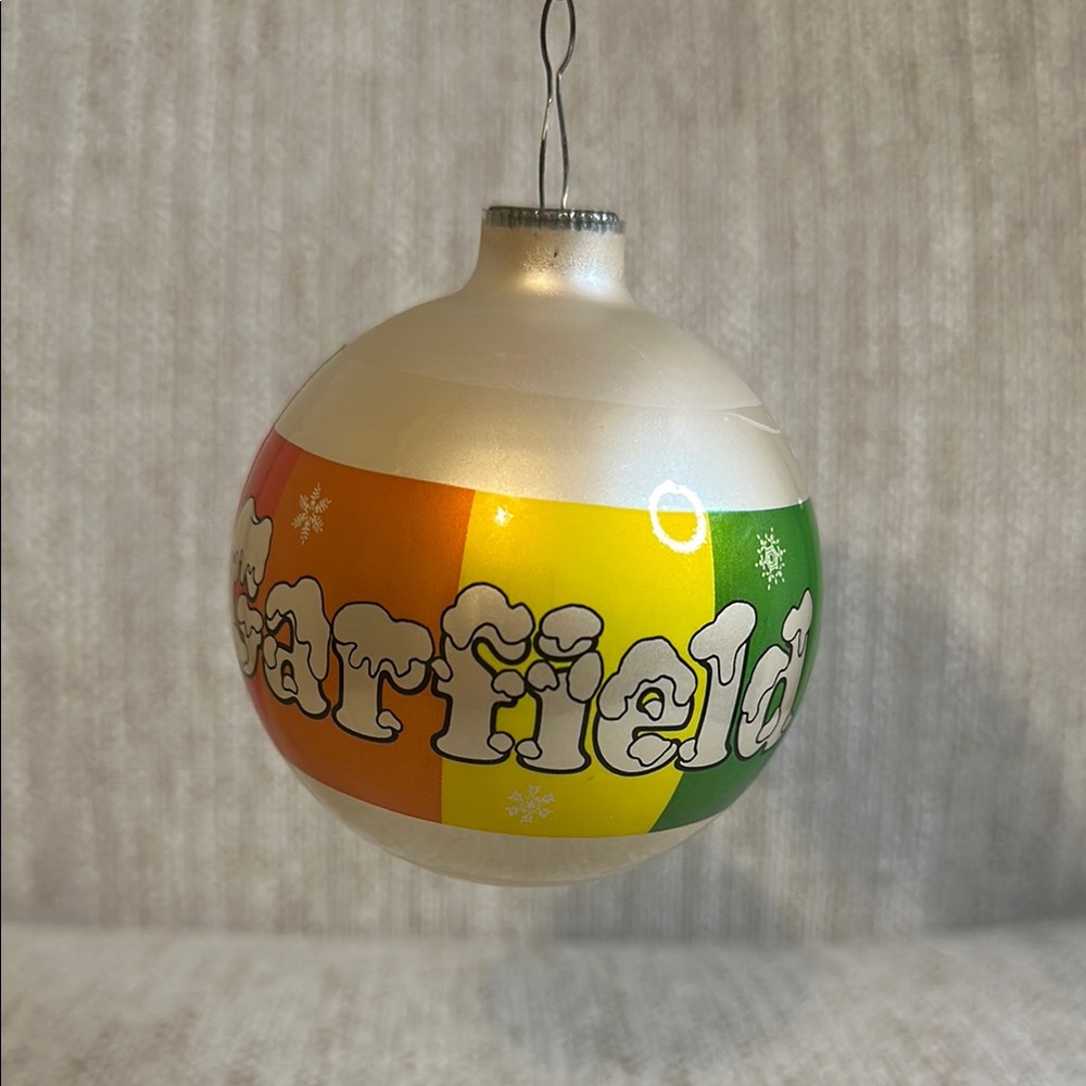 Vintage 1984 Garfield Christmas Glass Ornament – White w/ Colorful Band